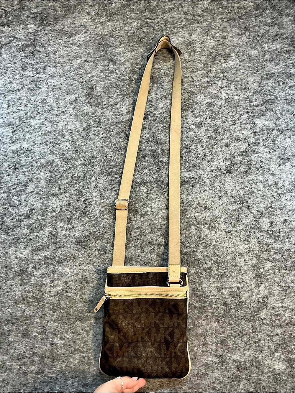 Michael Kors Jet Set Signature Small Flat Crossbody Bag Brown & Beige